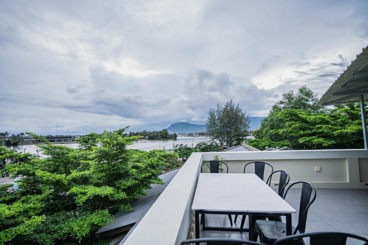 Makk Hotel Kampot Kültér fotó