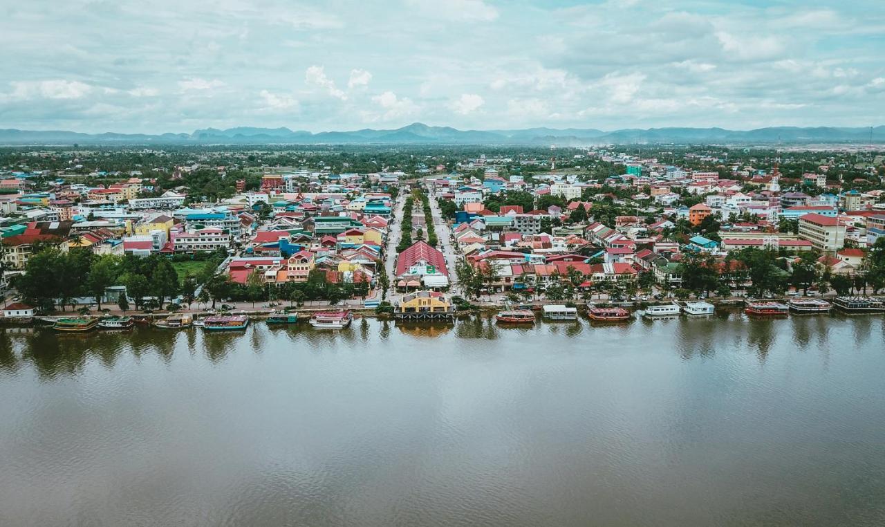 Makk Hotel Kampot Kültér fotó